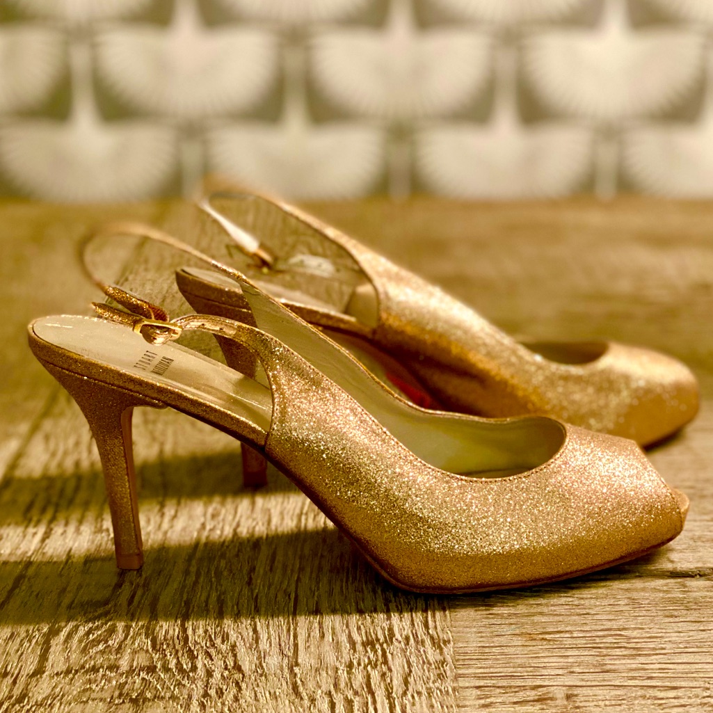 Stuart Weitzman Gold Glitter Slingback Heels - 11 Womens